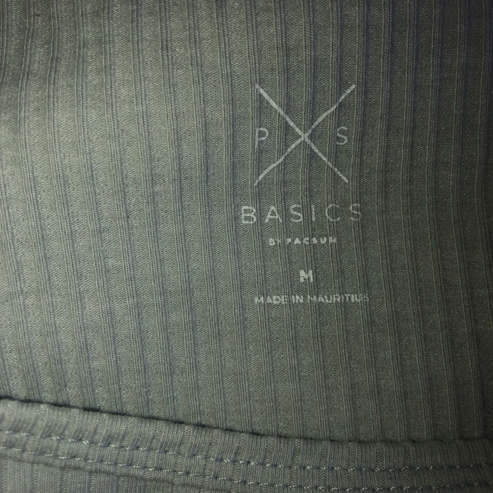 Crop Top Tank - Picture 3 of 3